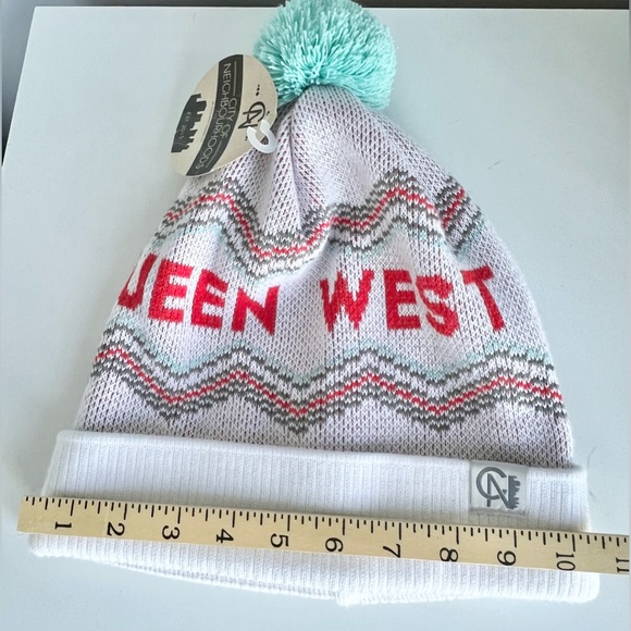 Retro Ski-doo Style Knit Beanie Hat Toque QUEEN WEST Adult Size Unisex - Picture 8 of 11